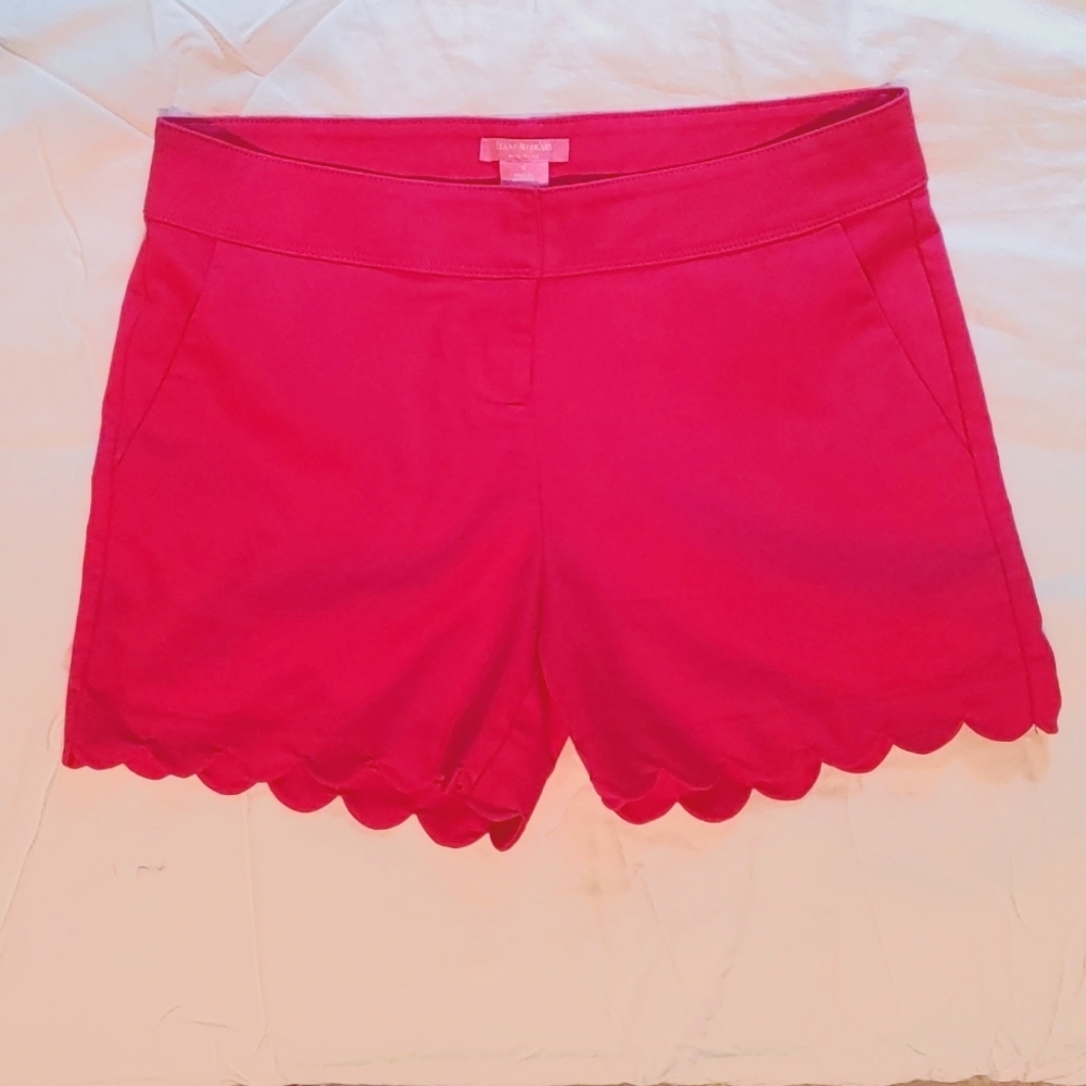 Isaac Mizrahi Hot Pink Scalloped Shorts Size 8